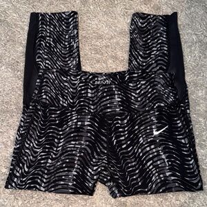 Nike Women’s Black and Gray Dri-FIT Leggings